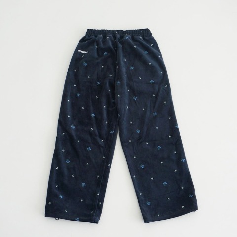 キッズ　パンツ（110～130cm・UMBRO）
