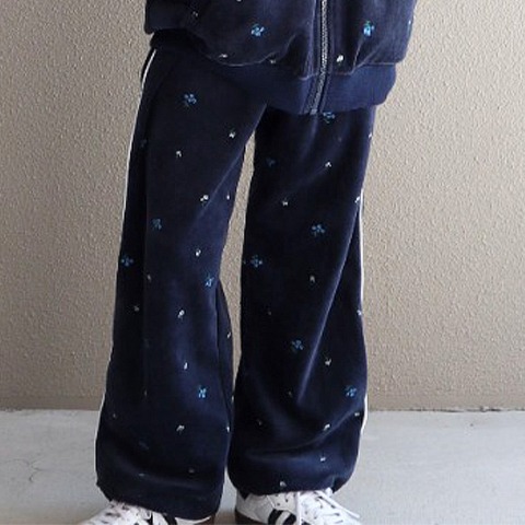 キッズ　パンツ（110～130cm・UMBRO）