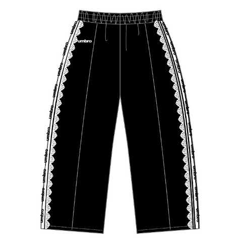 キッズ　パンツ（110～130cm・UMBRO）