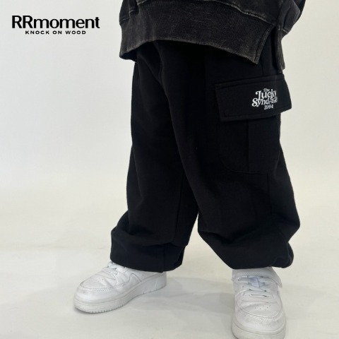 キッズ　ロングパンツ（RRmoment・110～130cm）