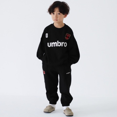 キッズ　パンツ（110cm～130cm・UMBRO）