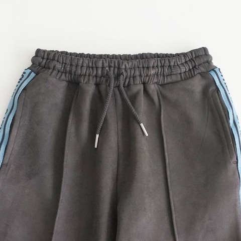 キッズ　パンツ（110～130cm・UMBRO）