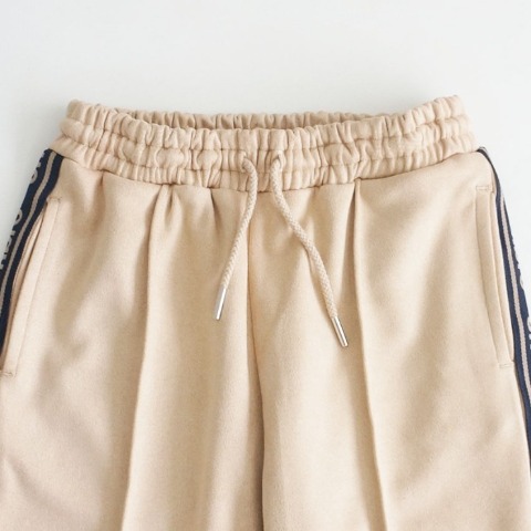 キッズ　パンツ（110～130cm・UMBRO）