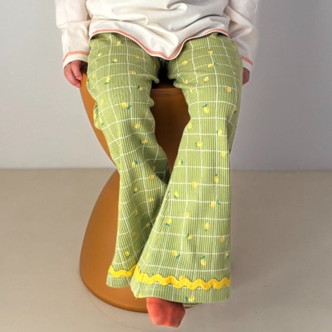 キッズ　パンツ（110～130cm・OP1ST./saki）