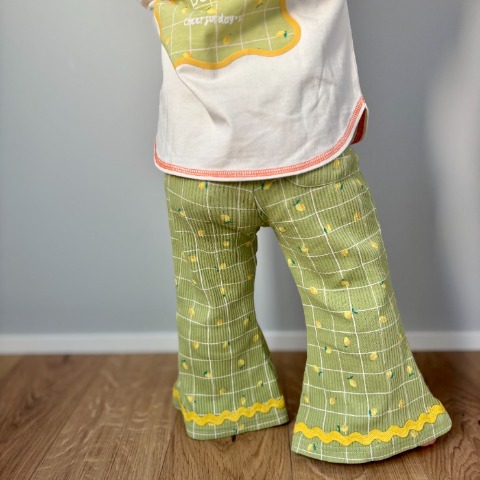 キッズ　パンツ（110～130cm・OP1ST./saki）