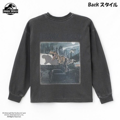 キッズ　長袖Ｔシャツ（120・130cm・ジュラシックワールド）