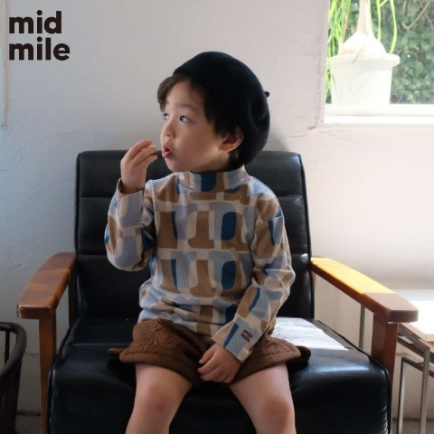 キッズ　長袖Tシャツ（110～130cm・midmile）