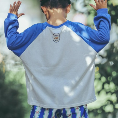 キッズ　Ｔシャツ（110～130㎝・mewoo!）