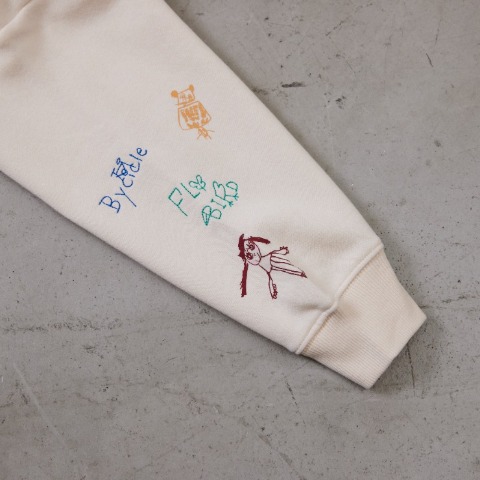 キッズ　トレーナー（110cm～130cm・AMBERROAR)