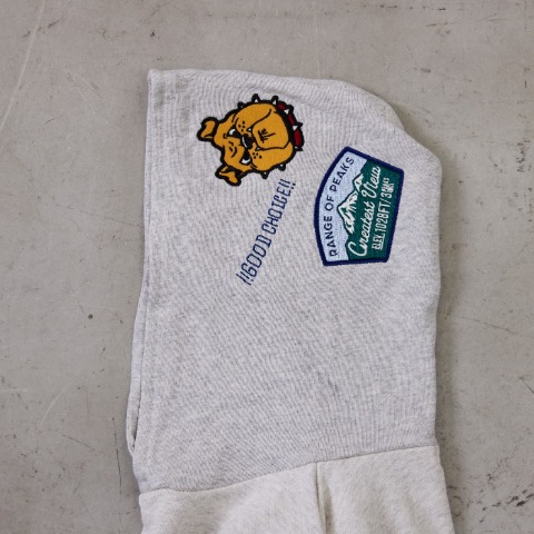 キッズ　トレーナー（110cm～130cm・AMBERROAR)