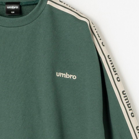 キッズ　トレーナー（110cm～130cm・UMBRO）