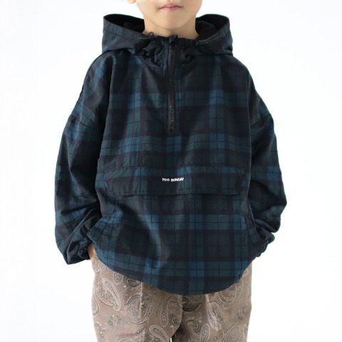 キッズ　トレーナー（110cm～130cm・TOO SUNDAY）