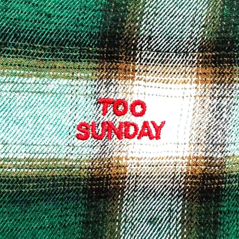 キッズ　シャツ（110cm～130cm・TOO SUNDAY）