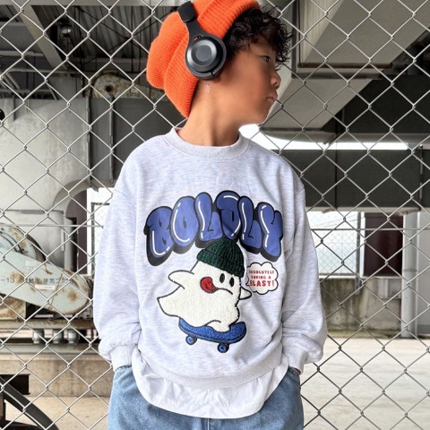 キッズ　トレーナー（130cm）