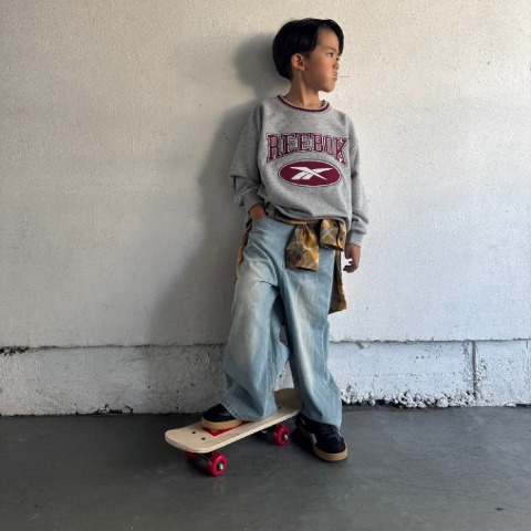 キッズ　トレーナー（110cm～130cm・Reebok/kie）