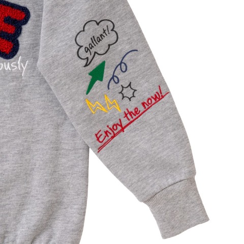 キッズ　トレーナー（120・130cm・MARIE）