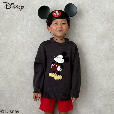 キッズ　長袖プルオーバー(120・130cm・Disney)