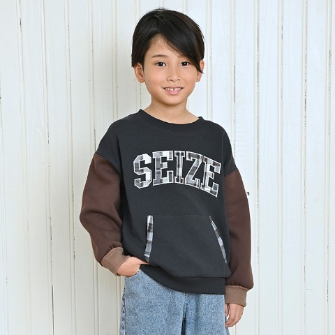 キッズ　長袖トレーナー（110～130cm・SUNNY HOUSE）