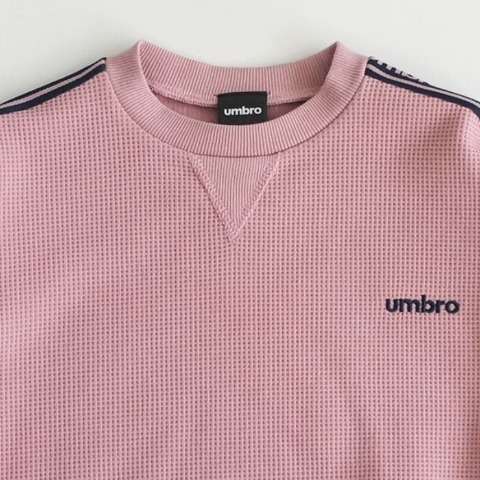 キッズ　トレーナー（110～130cm・UMBRO）