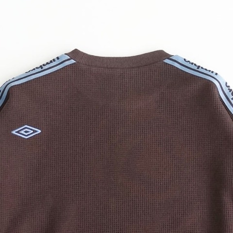 キッズ　トレーナー（110～130cm・UMBRO）