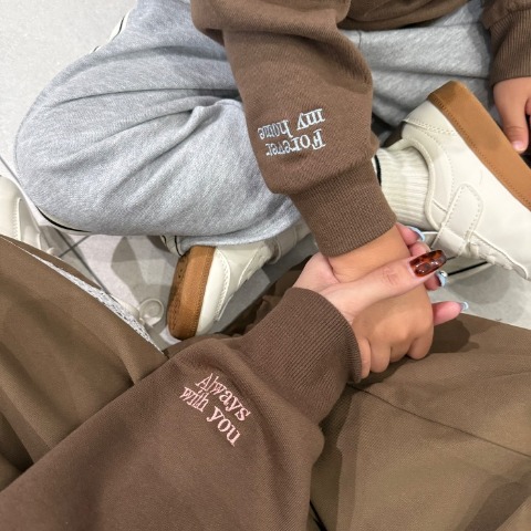 キッズ　トレーナー(110～130cm・saori）