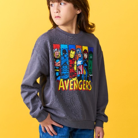 キッズ　トレーナー（130cm・LITTC FLAP)