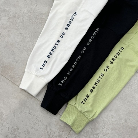 キッズ　ロングTシャツ(110～130cm・RRmoment/RINA)