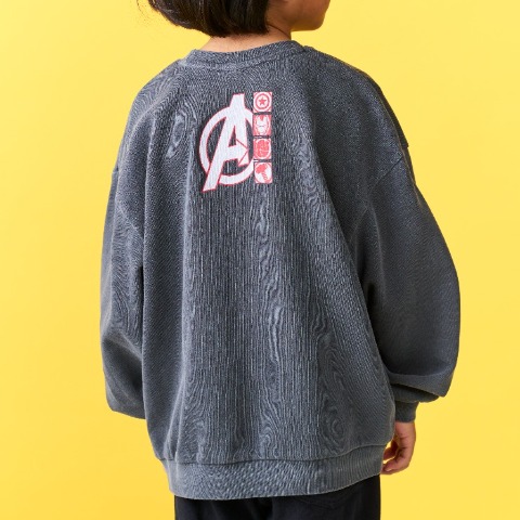 キッズ　トレーナー（110～130cm・LITTC FLAP)