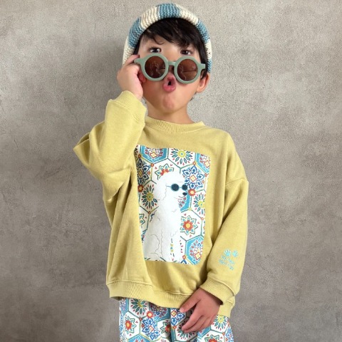 キッズ　トレーナー（110・120cm・LUMORO）