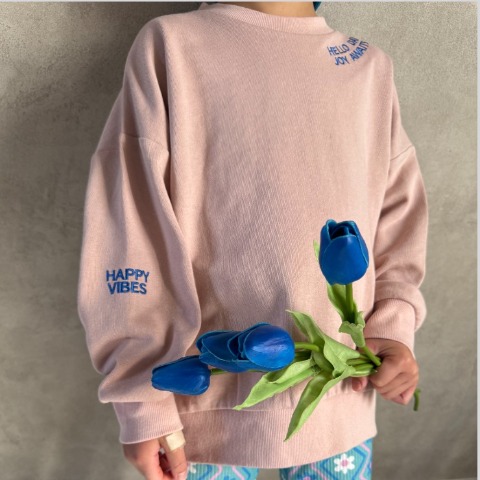 キッズ　トレーナー（110・120cm・LUMORO）