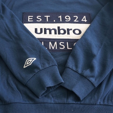 キッズ　トレーナー（110～130cm・UMBRO/とうくん）