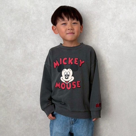 キッズ　トレーナー（110～130cm・Disney）