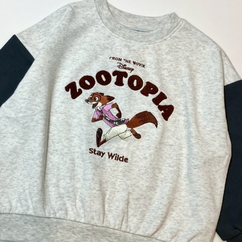 キッズ　長袖トレーナー（110～130cm・SUNNY HOUSE/Disney）