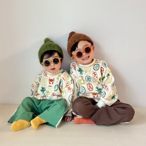 キッズ　長袖Tシャツ（110～130cm・OP1ST./saki)