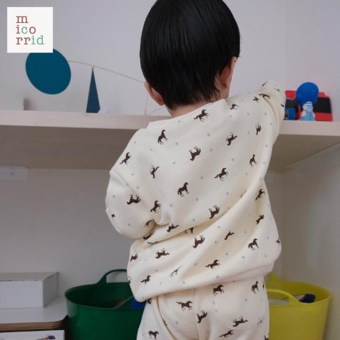 キッズ　トレーナー（110cm～120cm/micorrid）