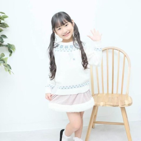 キッズ　ニットプルオーバー（110～120cm・RELA.）