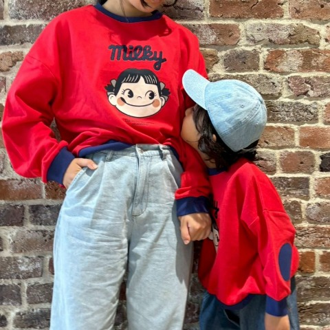 キッズ　トレーナー（110~130cm・ペコ）