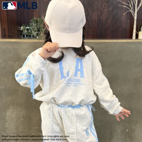キッズ　トレーナー（110cm～130cm・MLB/anna）