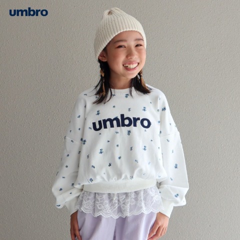 キッズ　トレーナー（110cm～130cm・UMBRO）
