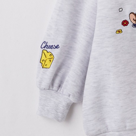 キッズ　プルオーバー（120・130cm・トムとジェリー）