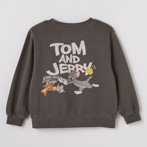 キッズ　プルオーバー（120・130cm・トムとジェリー）