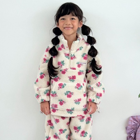 キッズ　プルオーバー（110・120cm・ayano＊CutieBeauty）