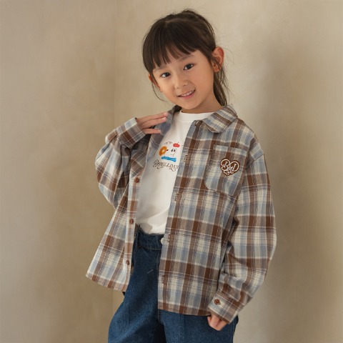 キッズ　シャツ（110～130cm・yumi）