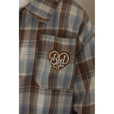 キッズ　シャツ（110～130cm・yumi）