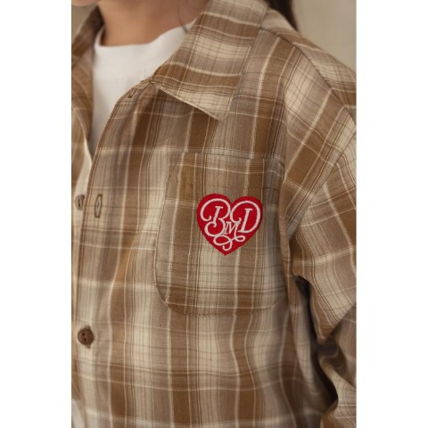 キッズ　シャツ（110～130cm・yumi）