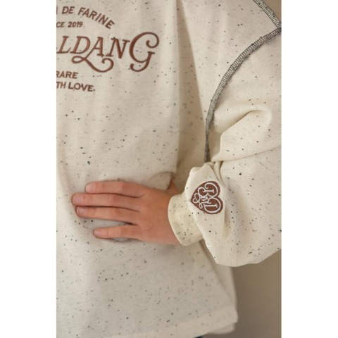 キッズ　Tシャツ（110～130cm・yumi）