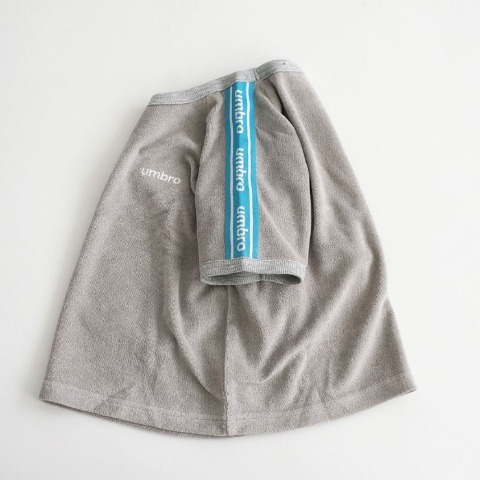 キッズ　半袖Tシャツ（110～130cm・UMBRO）