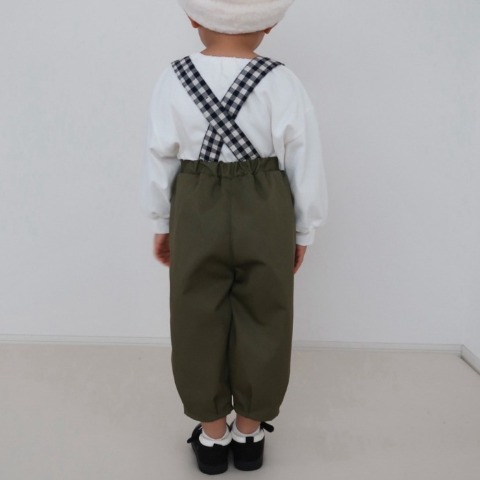キッズ　サス付きパンツ（110～130cm）