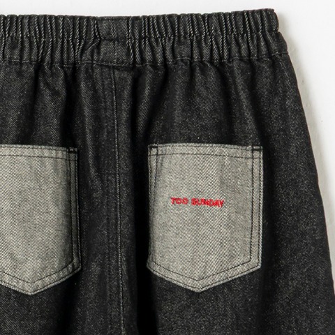 キッズ　パンツ　（110cm～130cm・TOO SUNDAY）