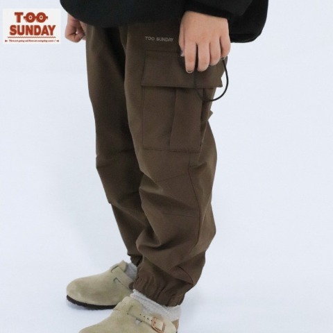 キッズ　パンツ　（110cm～130cm・TOO SUNDAY）